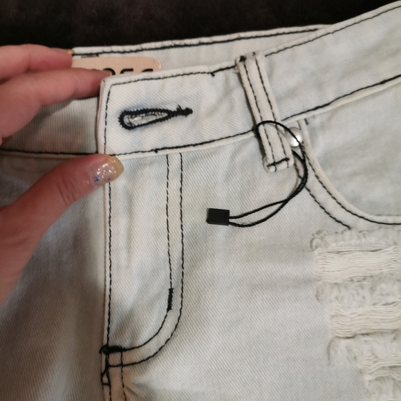 Reverse  jeans shorts size S, bnwt - Picture 6 of 6